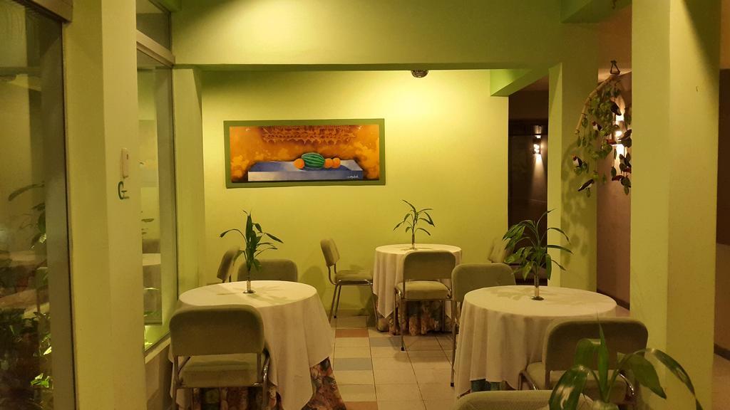 Hotel Amalfi Асунсьон Экстерьер фото