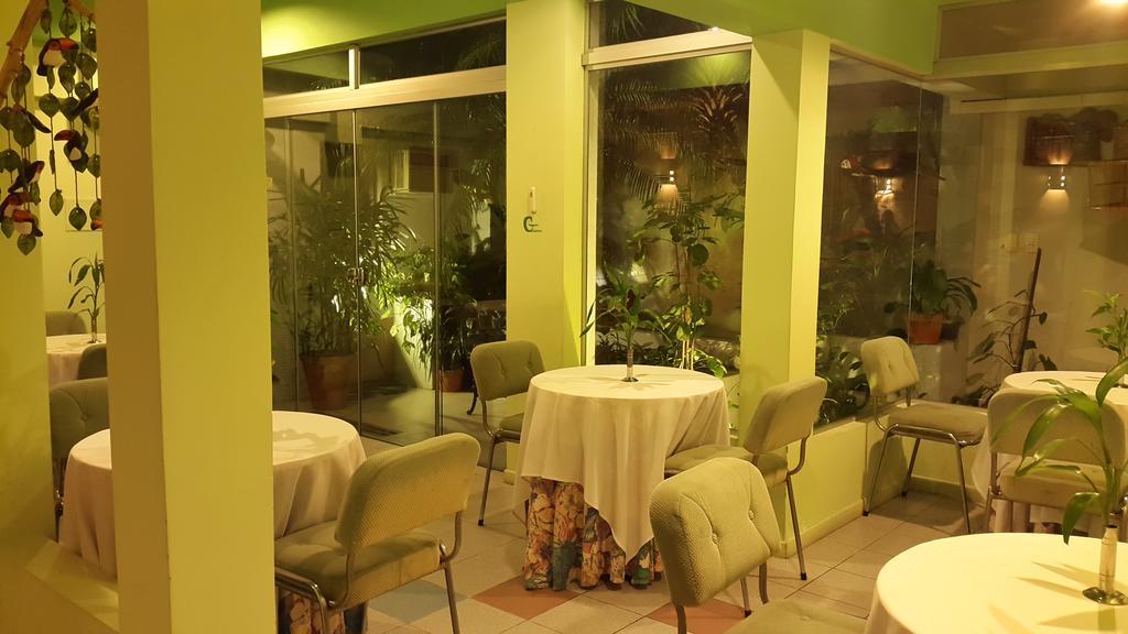 Hotel Amalfi Асунсьон Экстерьер фото