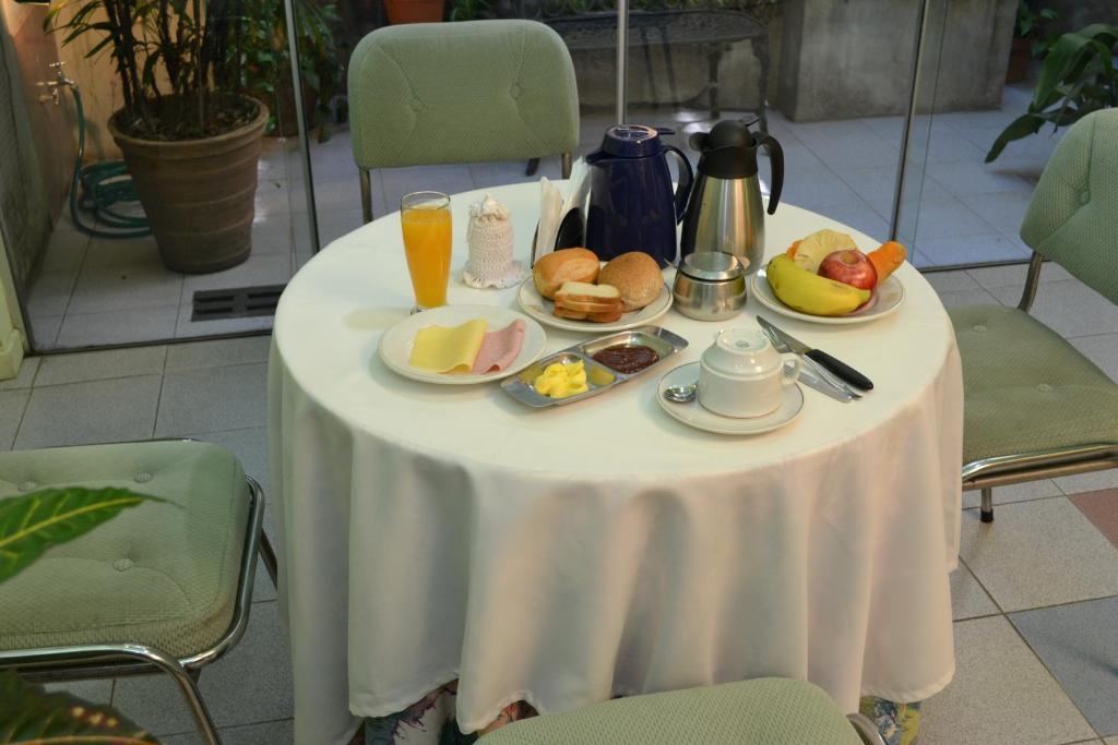 Hotel Amalfi Асунсьон Экстерьер фото