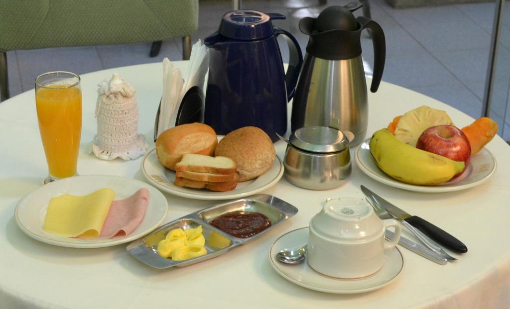 Hotel Amalfi Асунсьон Экстерьер фото